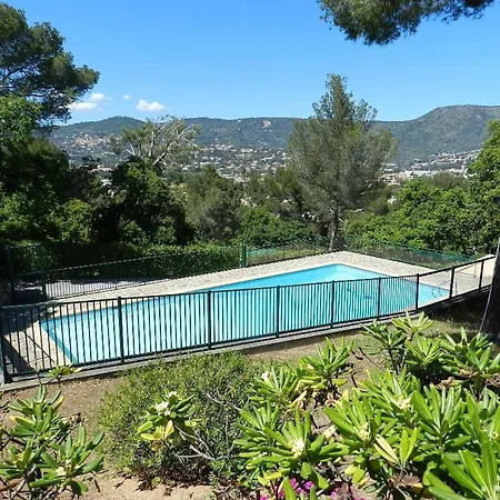 Apartment Le Lavandou, 3 Pieces, 5 Personnes - Fr-1-251-605 Le Lavandou