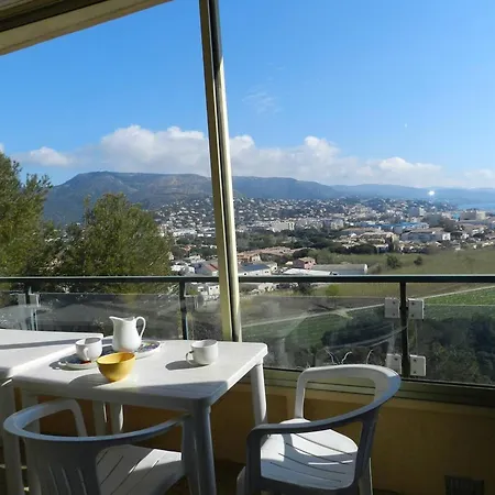 Le Lavandou, 3 Pieces, 5 Personnes - Fr-1-251-605 Apartment *